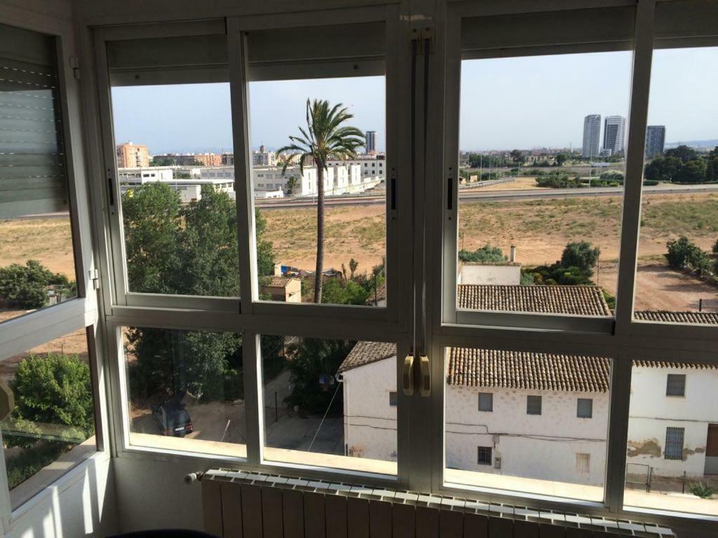 Appartement Amplio Y Comodo Apartamento Con Parking à Valence Extérieur photo