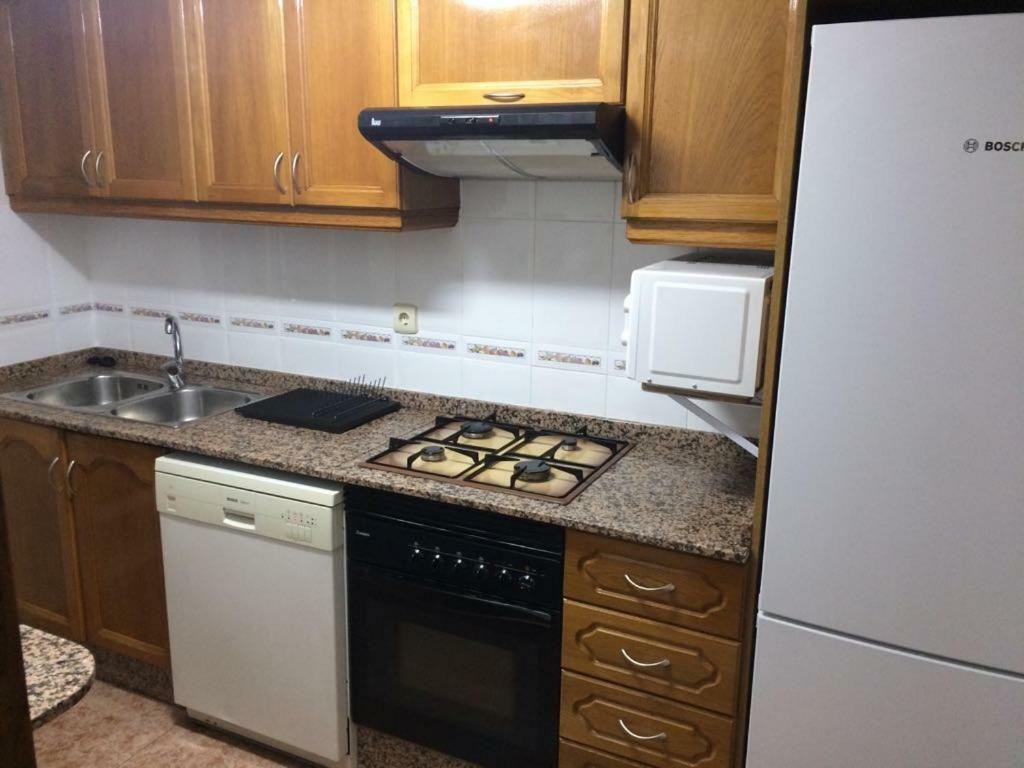 Appartement Amplio Y Comodo Apartamento Con Parking à Valence Extérieur photo