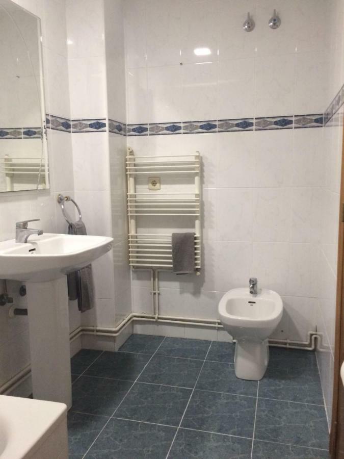 Appartement Amplio Y Comodo Apartamento Con Parking à Valence Extérieur photo