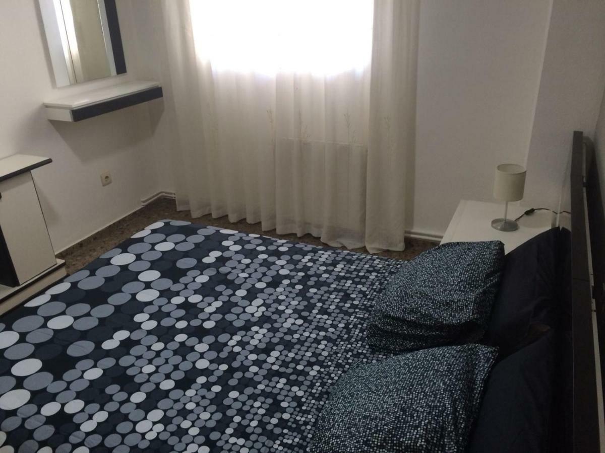 Appartement Amplio Y Comodo Apartamento Con Parking à Valence Extérieur photo