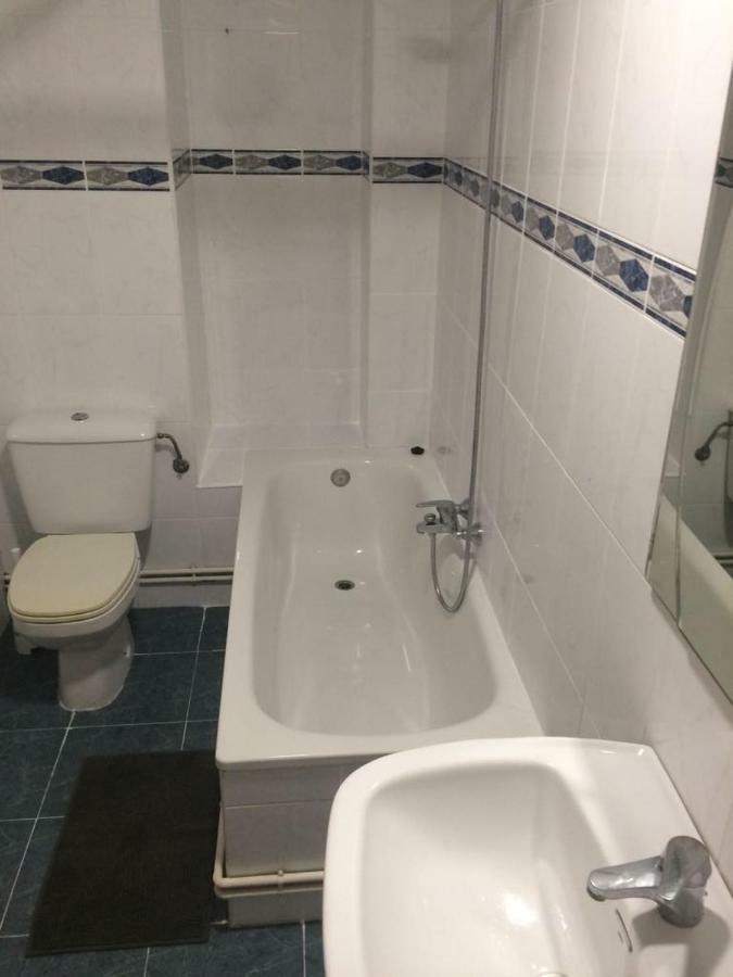Appartement Amplio Y Comodo Apartamento Con Parking à Valence Extérieur photo