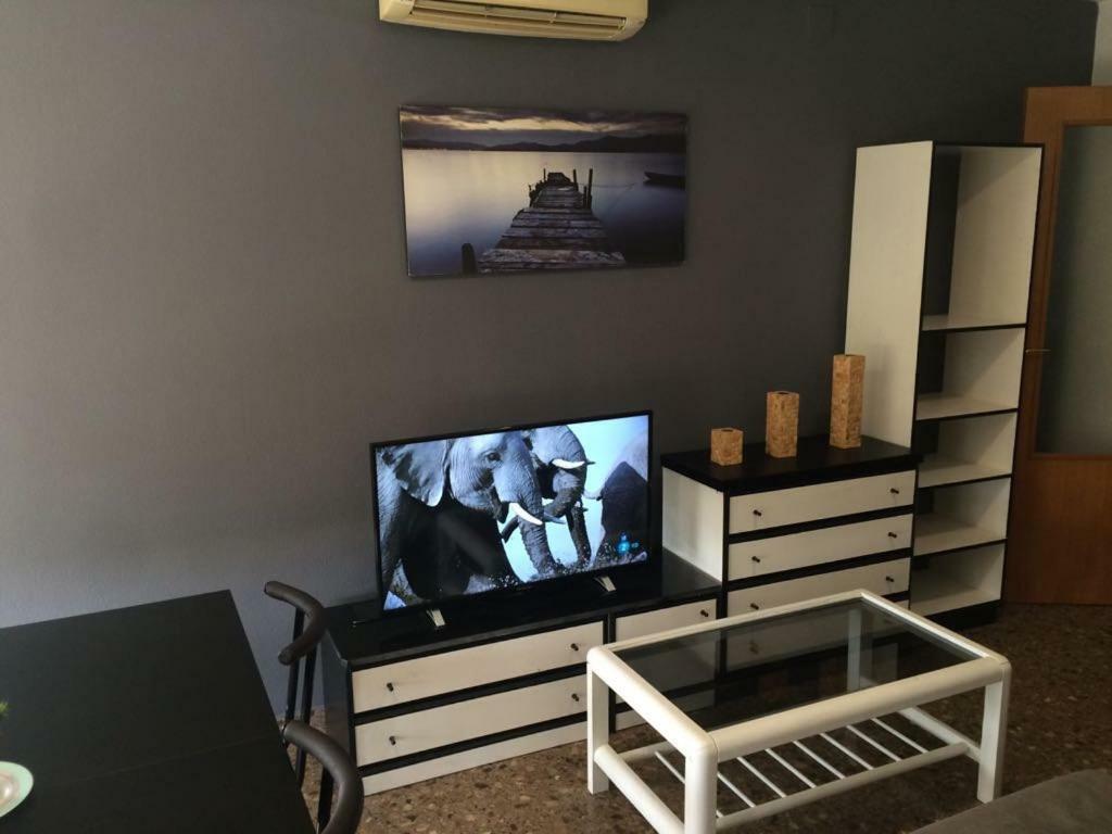 Appartement Amplio Y Comodo Apartamento Con Parking à Valence Extérieur photo