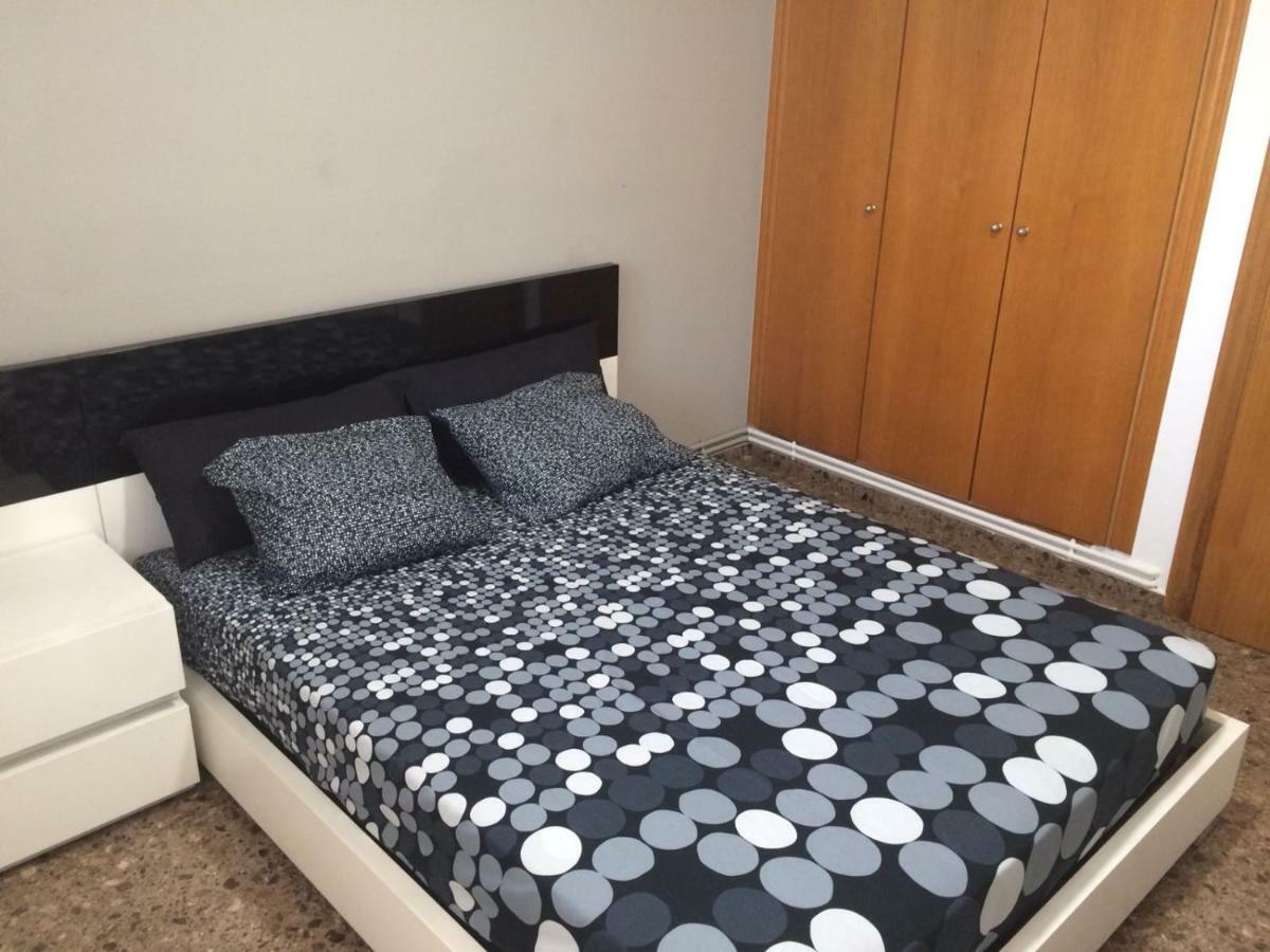 Appartement Amplio Y Comodo Apartamento Con Parking à Valence Extérieur photo